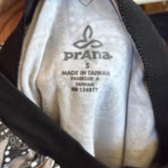 Prana Tank top - Picture 3 of 3